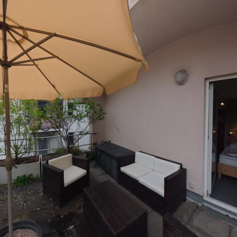 Babelfish Hostel - Studio-Apartment - 3