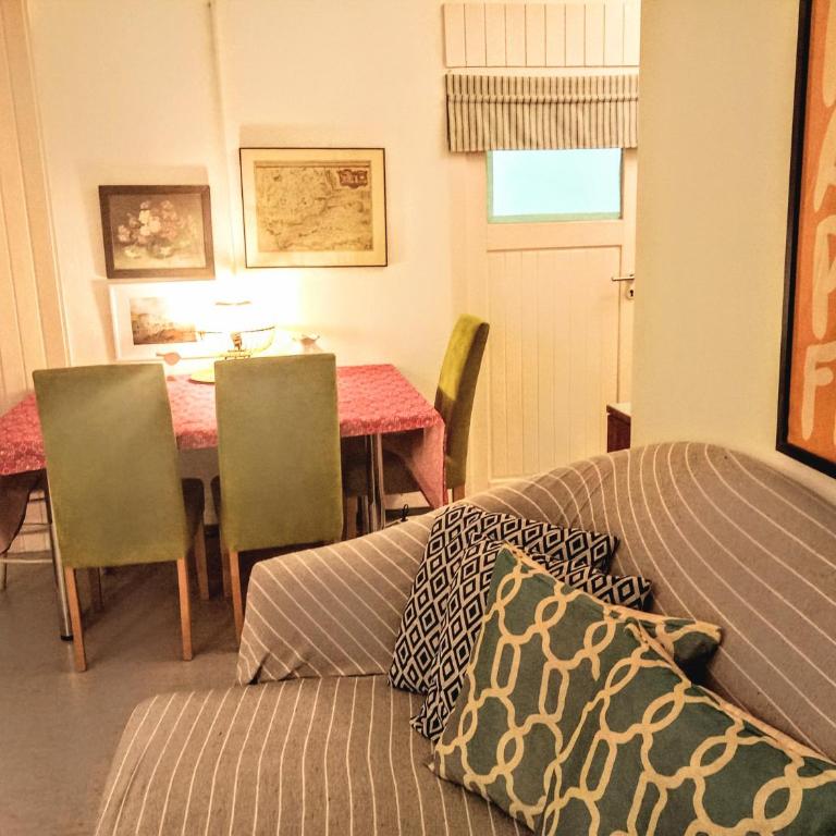 2 Bedroom-Boho-Style-Apartment - Apartment mit 2 Schlafzimmern - 36