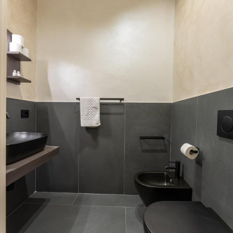 Keys of Italy - Essential by Faenza 69 - Chambre Double ou Lits Jumeaux avec Salle de Bains - 16