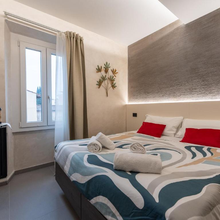 Keys of Italy - Essential by Faenza 69 - Chambre Double ou Lits Jumeaux avec Salle de Bains - 7