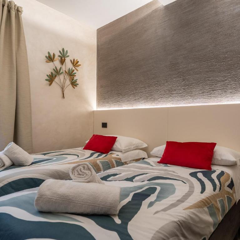 Keys of Italy - Essential by Faenza 69 - Chambre Double ou Lits Jumeaux avec Salle de Bains - 17
