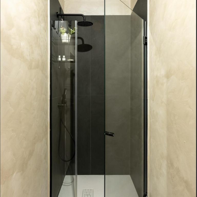 Keys of Italy - Essential by Faenza 69 - Chambre Double ou Lits Jumeaux avec Salle de Bains - 18