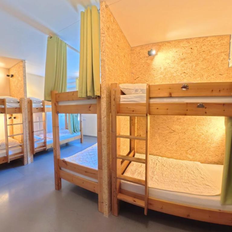Babelfish Hostel - Einzelbett im 10-Bett-Schlafsaal - 3