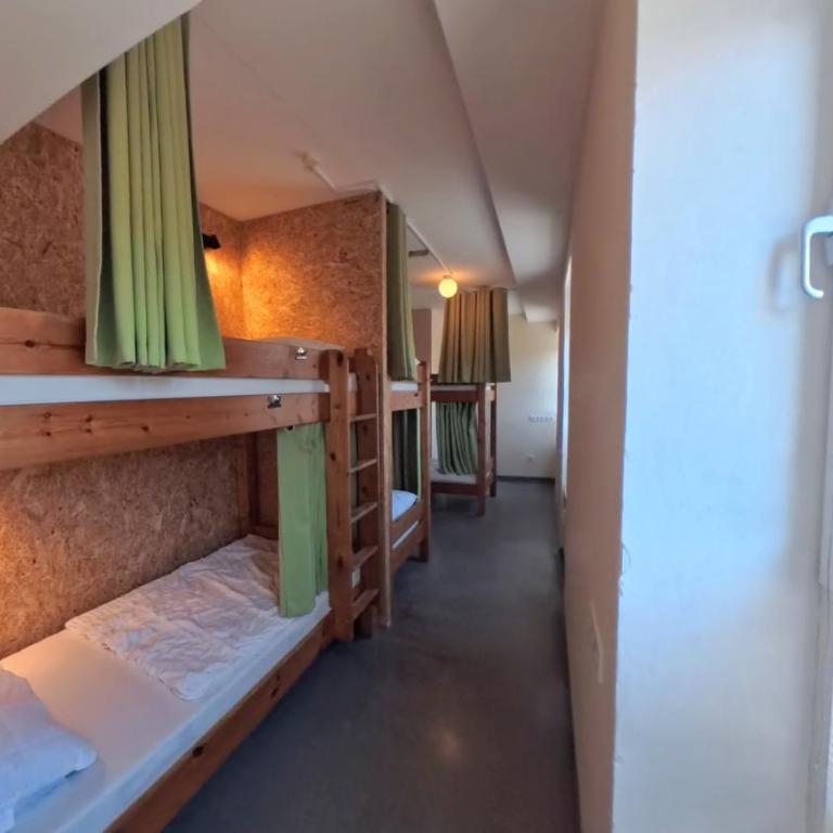 Babelfish Hostel - Einzelbett im 10-Bett-Schlafsaal - 7