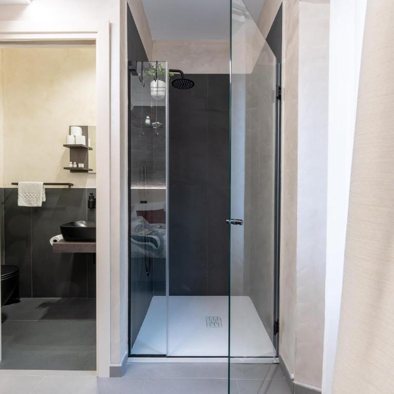 Keys of Italy - Essential by Faenza 69 - Chambre Double ou Lits Jumeaux avec Salle de Bains - 22