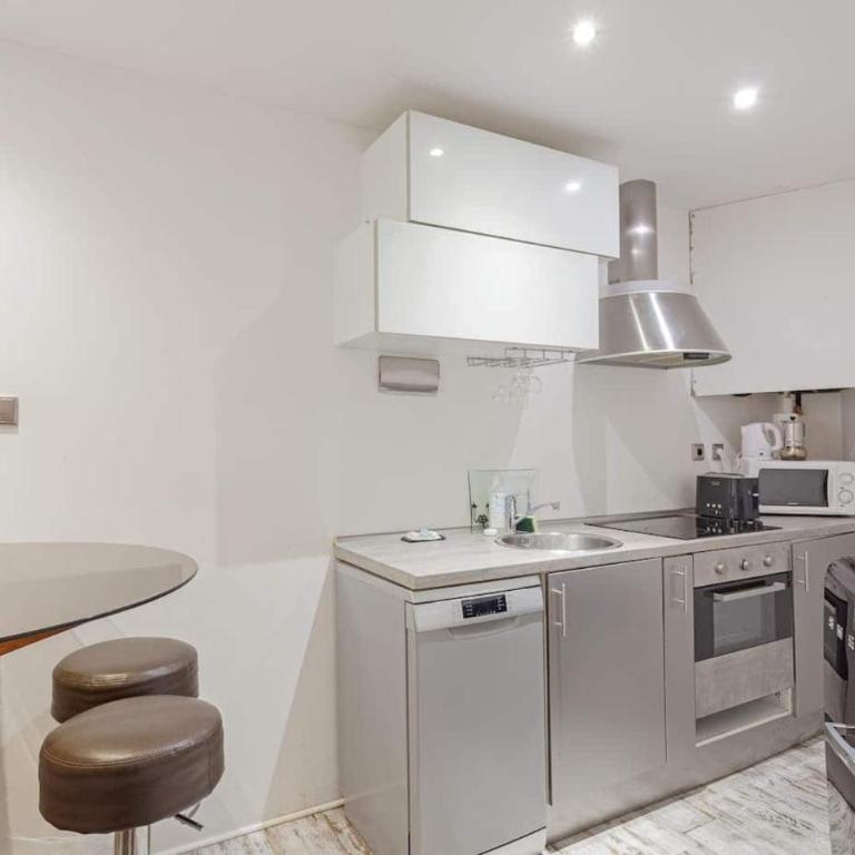 Modern 2BD Apartment 14 mins to the Eiffel Tower - Appartement - 4