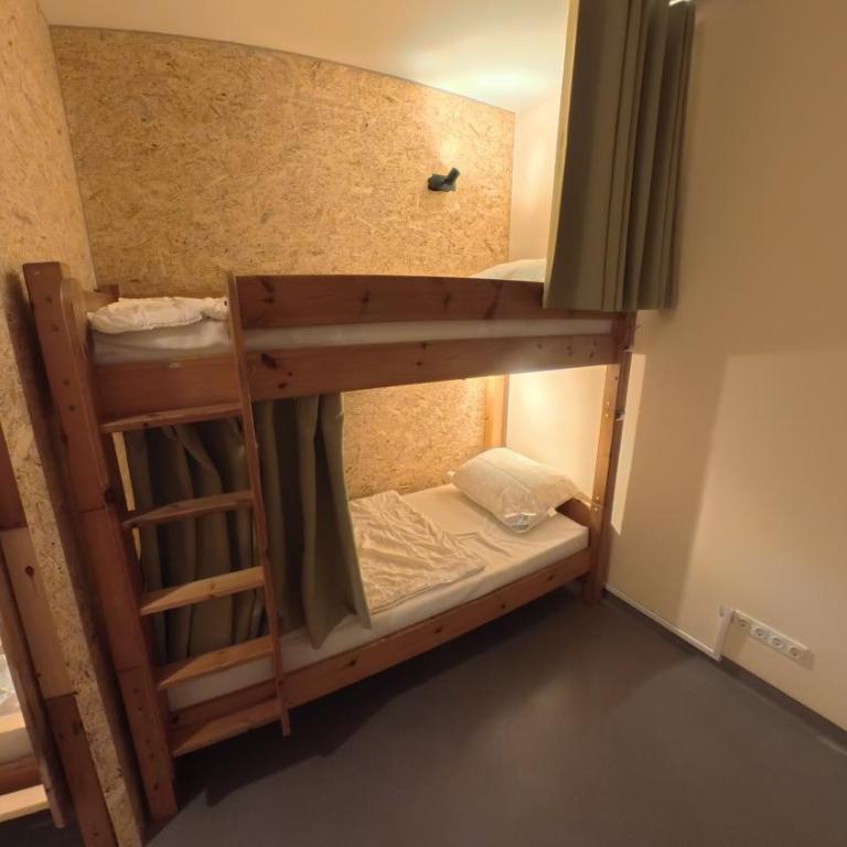 Babelfish Hostel - Einzelbett im Schlafsaal mit 6 Betten - 4