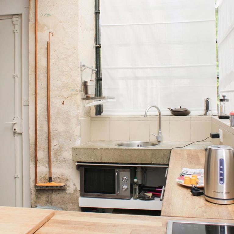 Quiet green studio Paris 11th - Apartamento - 4