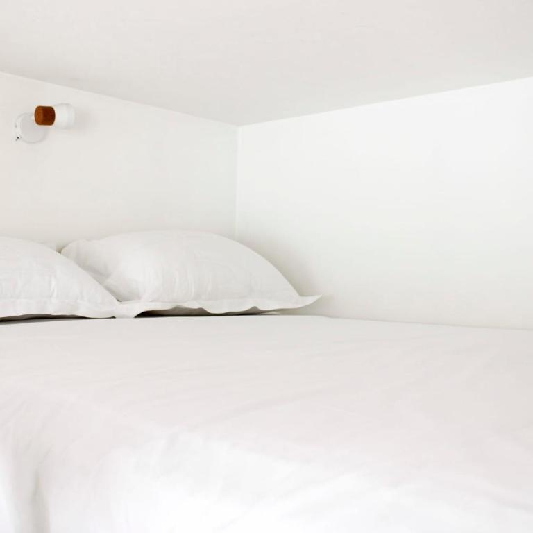 Quiet green studio Paris 11th - Apartamento - 9