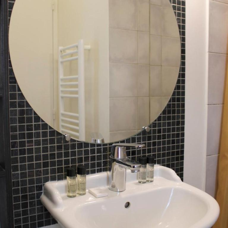 Quiet green studio Paris 11th - Apartamento - 13