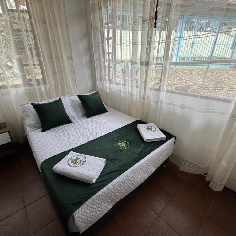 Rincón del Colibrí - Double Room with Park View - 44