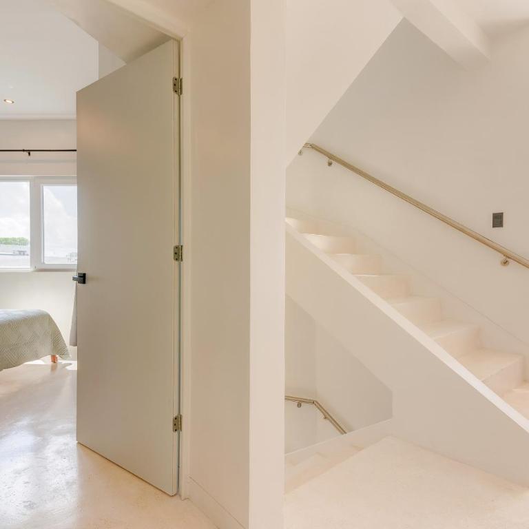 Private Oceanview Rooftop Plunge Pool - Deluxe Apartment - 22
