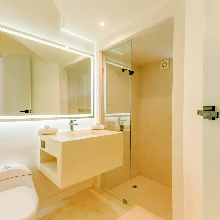 Private Oceanview Rooftop Plunge Pool - Deluxe Apartment - 30