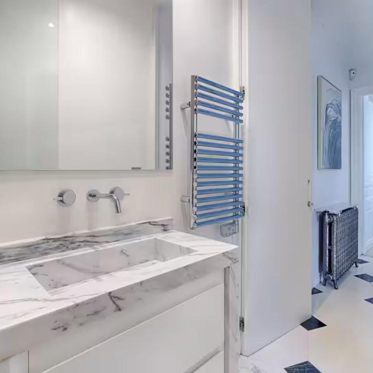 AC Eiffel Tower Luxury residence 250 m 3 bedrooms - Villa - 28