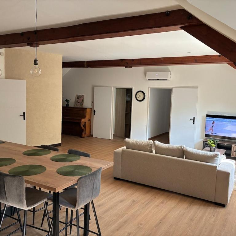 Appartement et Garage centre Sarlat - Two-Bedroom Apartment - 1