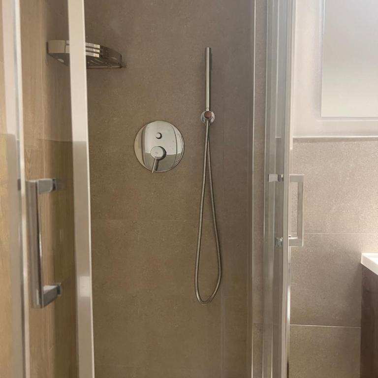 Ca' Dell'Agnella Venice - Deluxe Double or Twin Room - 1