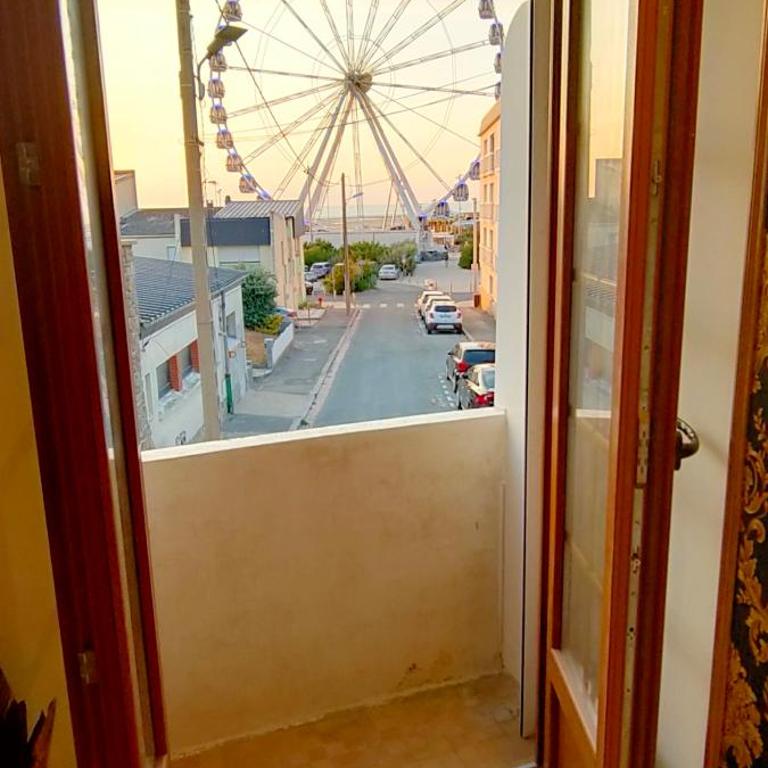 Vue Mer et Grande Roue Balnéo 5 pers - Apartment mit 2 Schlafzimmern - 1