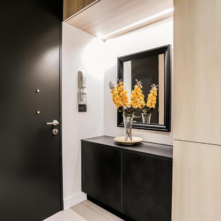 Prime Location In Las Condes Ideal For 3 - Apartment - 6