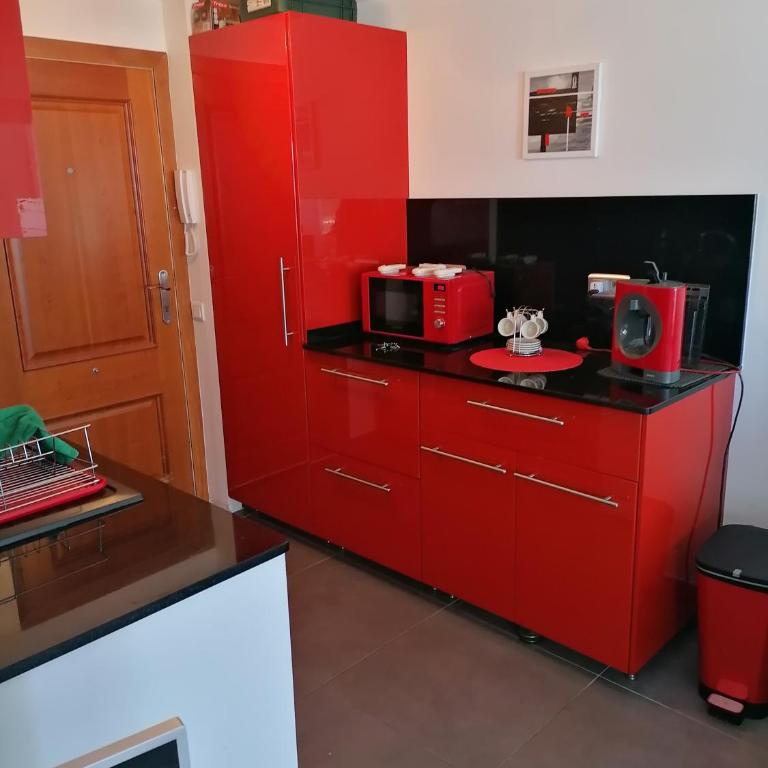 Large studio rental with pool en 1ere ligne de mer - Apartamento de 2 dormitorios - 4