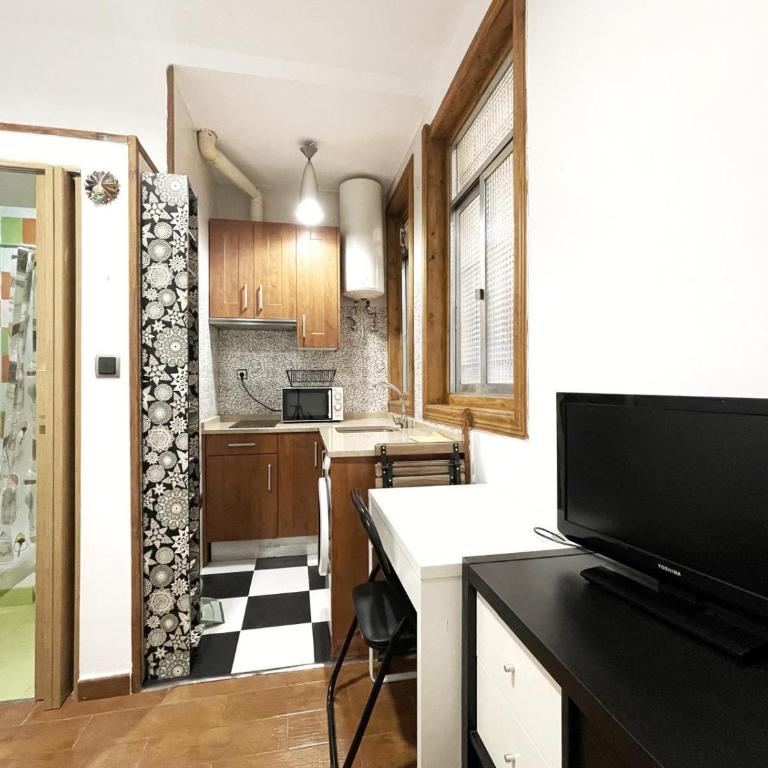 Piso en el corazón de Lavapiés - Apartment mit 1 Schlafzimmer - 4