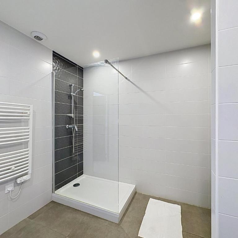 Le Clair Chavanoz T3 charmant - Appartamento con 2 Camere da Letto - 16