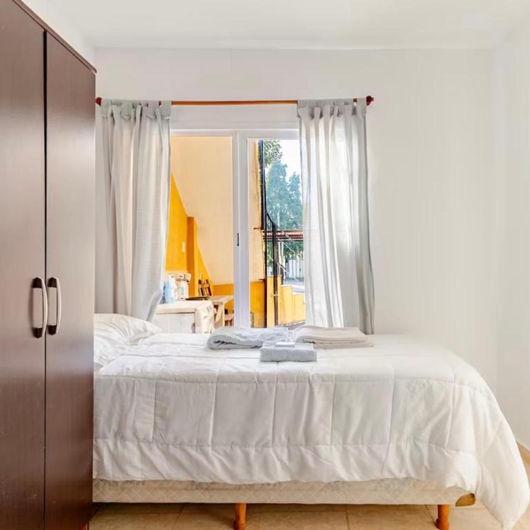 Pileta y quincho, 6 pax, 15 min Aeropuerto Ezeiza - Apartamento de 1 dormitorio - 4