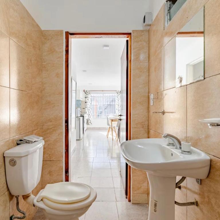 Pileta y quincho, 6 pax, 15 min Aeropuerto Ezeiza - Apartamento de 1 dormitorio - 10
