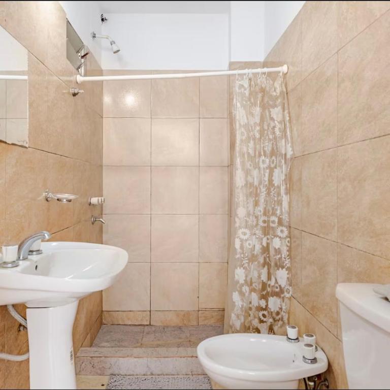 Pileta y quincho, 6 pax, 15 min Aeropuerto Ezeiza - Apartamento de 1 dormitorio - 15