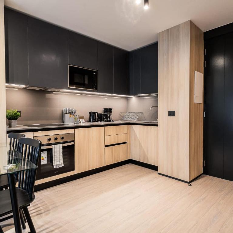 Impressive 2BR 2BA Parque Arauco mall - Apartamento - 2