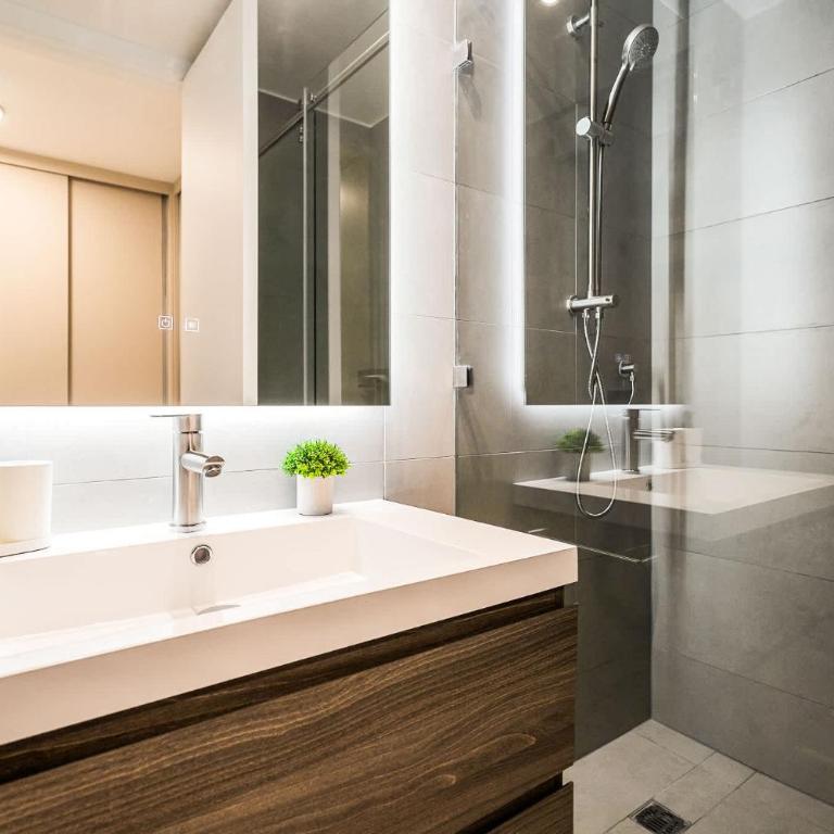 Impressive 2BR 2BA Parque Arauco mall - Apartamento - 20