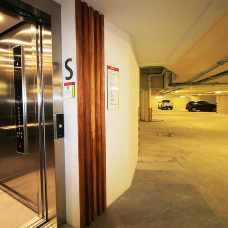 Stylish 1BR Condo Downtown Pool , Gallery, WIFI,Spa - Apartamento - 56