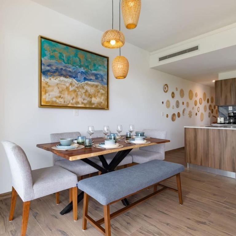 Stylish Apt with Private Balcony, Pool and Gym - Apartamento - 28