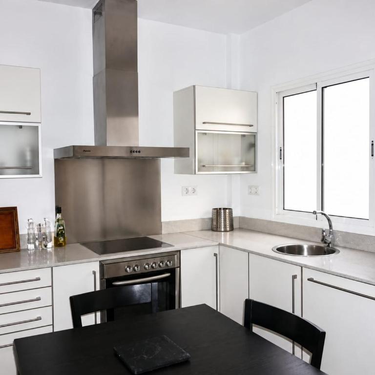 CT 410 CA - Faro's White Village Escape - Vejer de la Frontera - Two-Bedroom House - 15