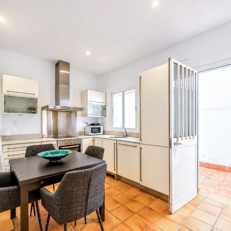 CT 410 CA - Faro's White Village Escape - Vejer de la Frontera - Two-Bedroom House - 17