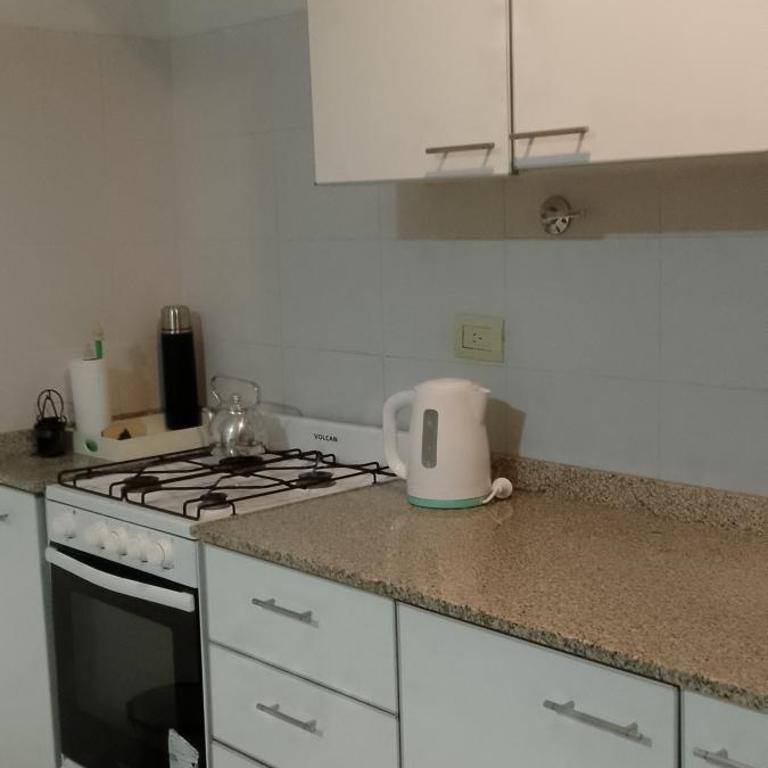 Departamento luminoso y amplio - One-Bedroom Apartment - 2