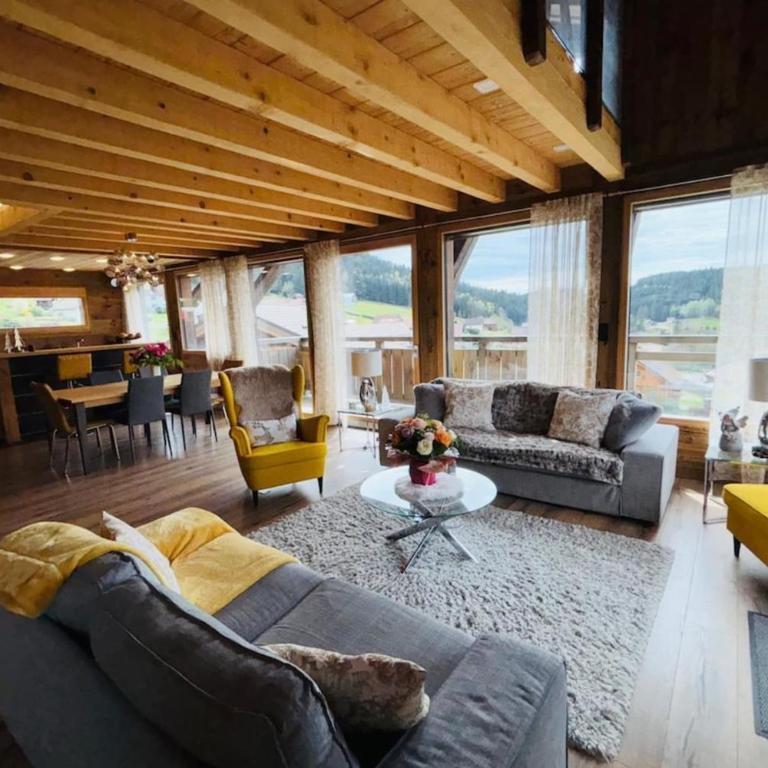 Chalet Valérie 6p Natur-Chalet mit privatem Pool - Ferienhaus - 2