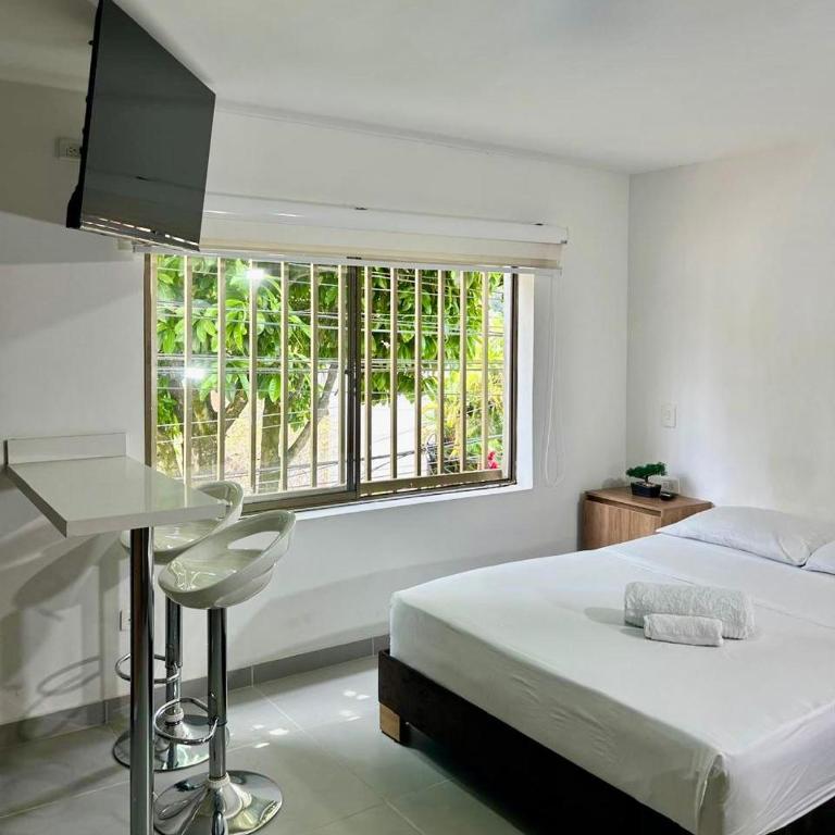 Loft excelente ubicación laureles - One-Bedroom Apartment - 1