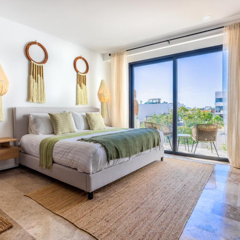 Stunning New Studio with Rooftop Pool - Studio avec Balcon - 3