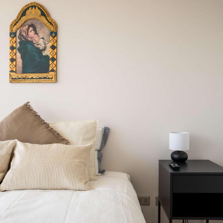 Charming 2BR Retreat for Five in Lively Nunoa - Apartamento - 22