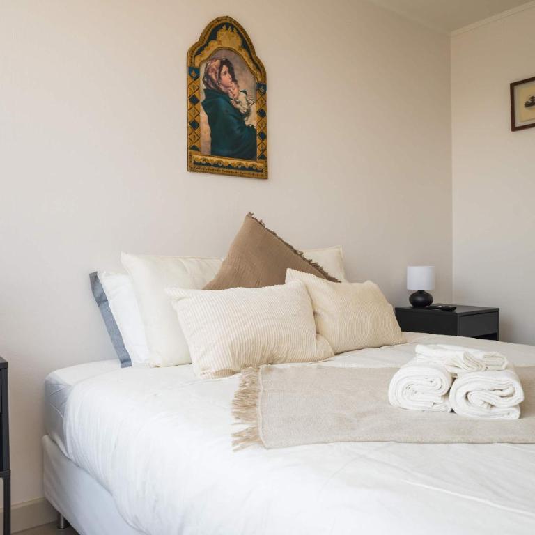 Charming 2BR Retreat for Five in Lively Nunoa - Apartamento - 21