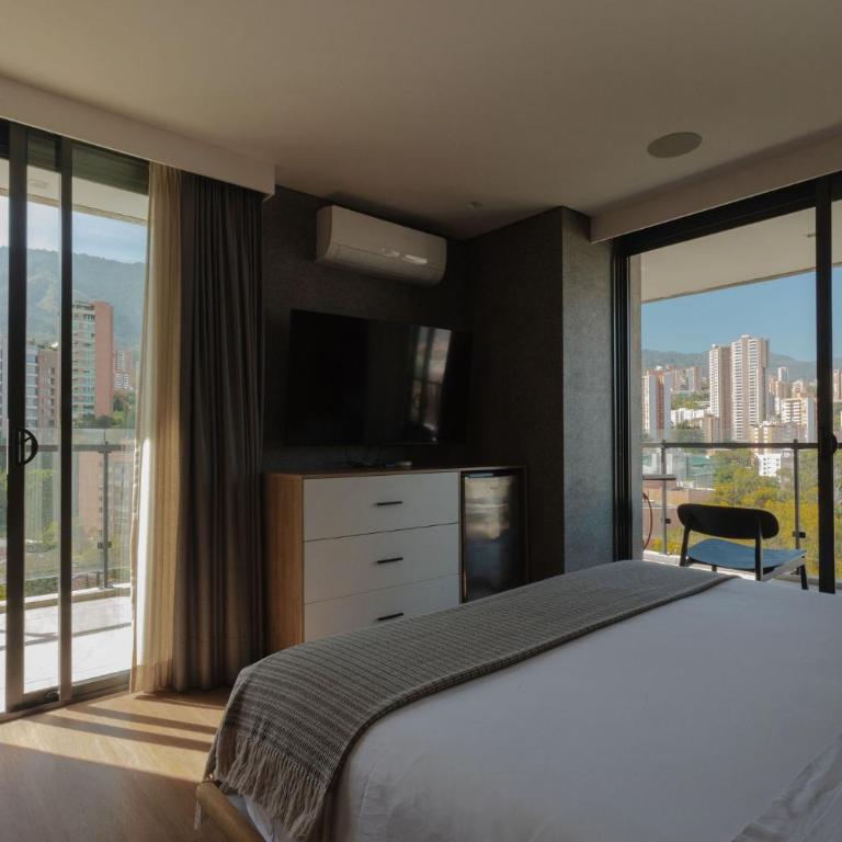 Wake Living - One-Bedroom Apartment with View - 1