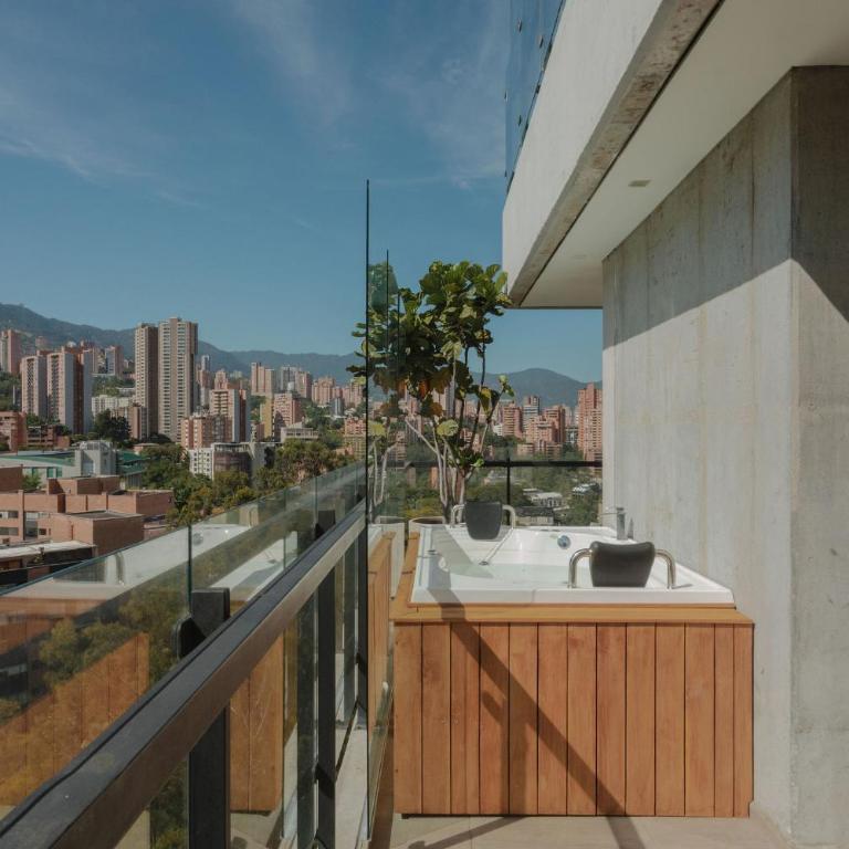 Wake Living - One-Bedroom Apartment with View - 4