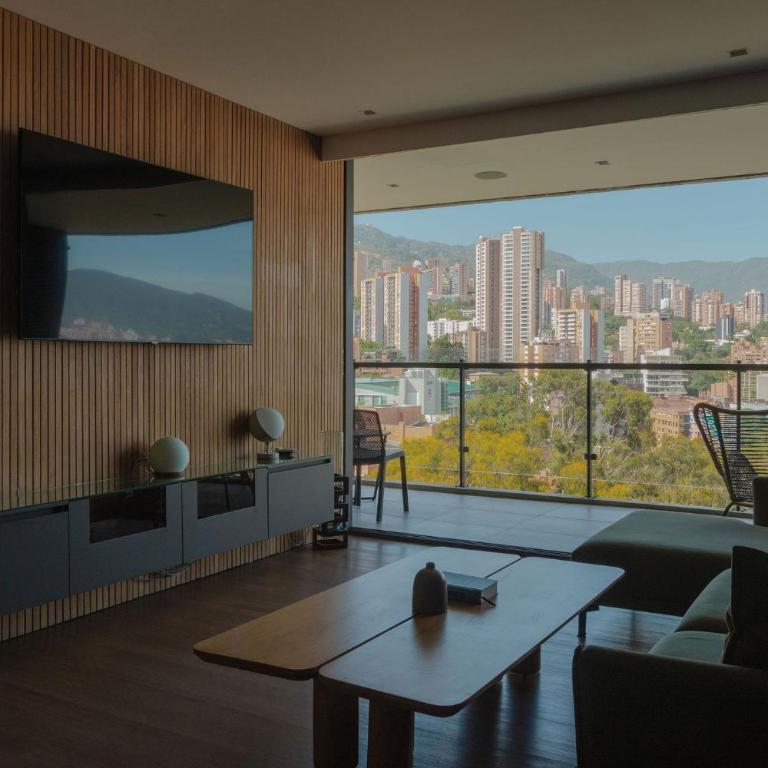 Wake Living - One-Bedroom Apartment with View - 12