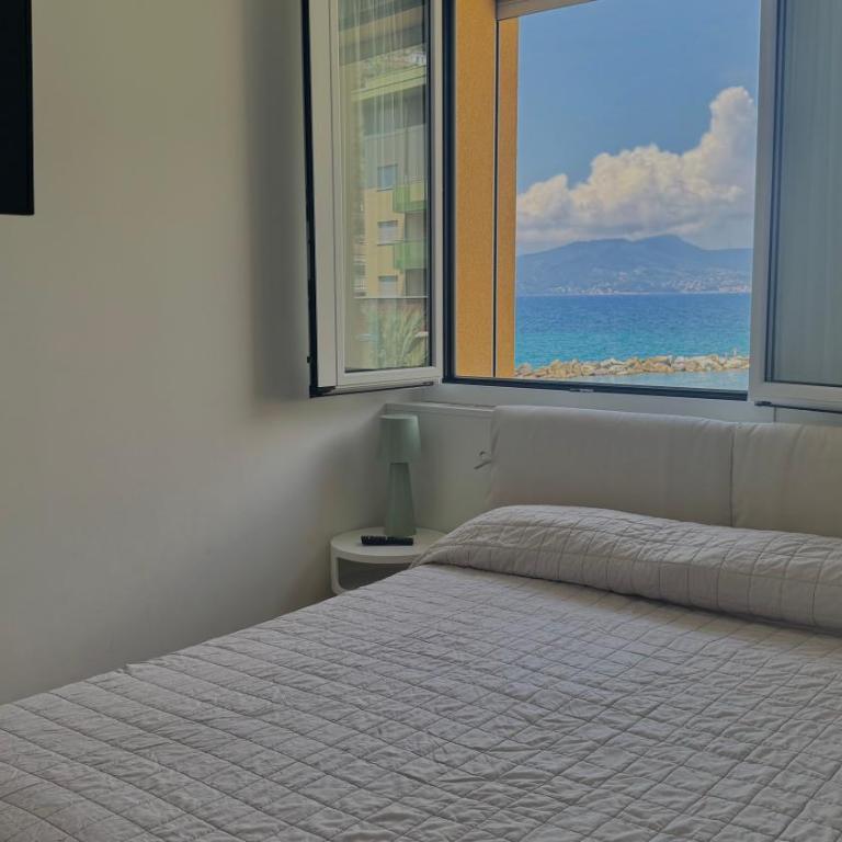 Gli Scogli Luxury Residence Hotel - Appartement - Vue sur Mer - 4