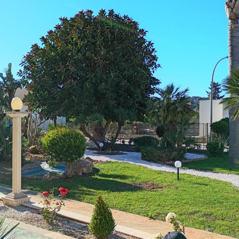 Oasi Blu - Appartamento con 1 Camera da Letto e Vista Giardino - 19