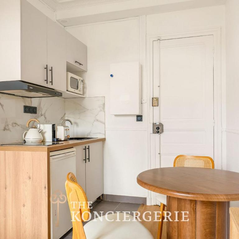Studio contemporain Elegance parisienne 2 personnes - Apartment - 4