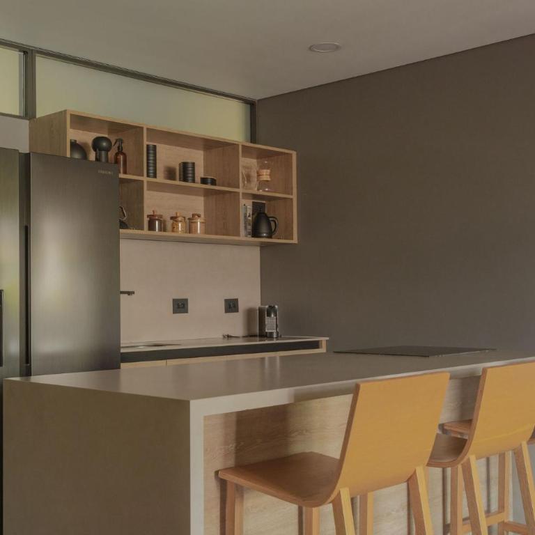Wake Living - Apartment with Balcony - 2