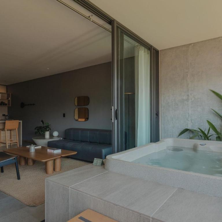 Wake Living - Apartment with Balcony - 3