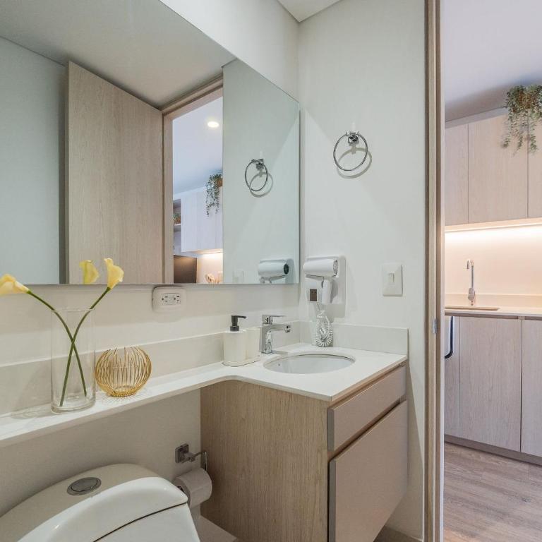 Junto a Corferias | Embajada USA y Aeropuerto QL - Apartamento de 1 dormitorio - 21