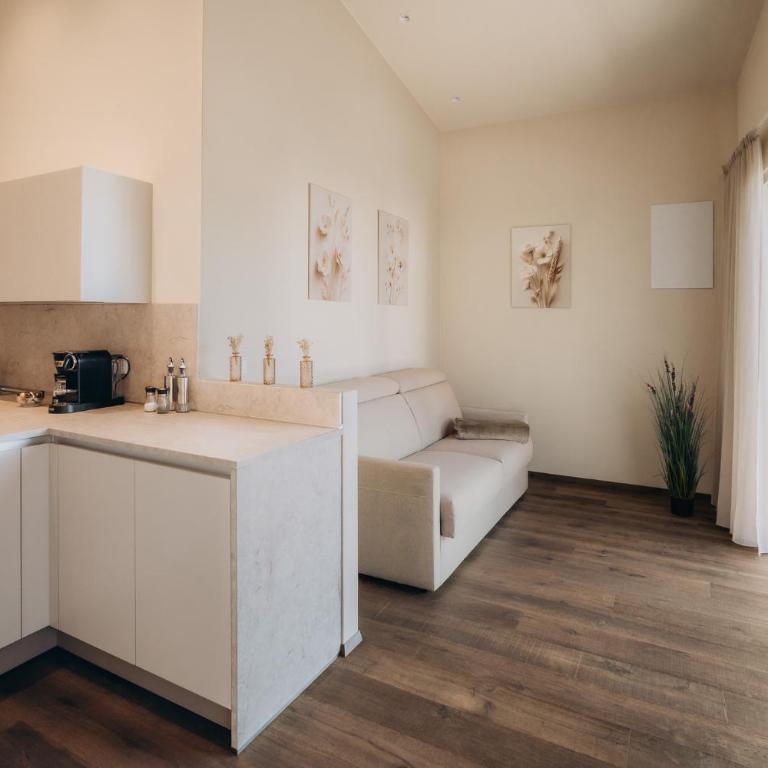 Terra Mea - NEW - One-Bedroom Apartment with Terrace - 11